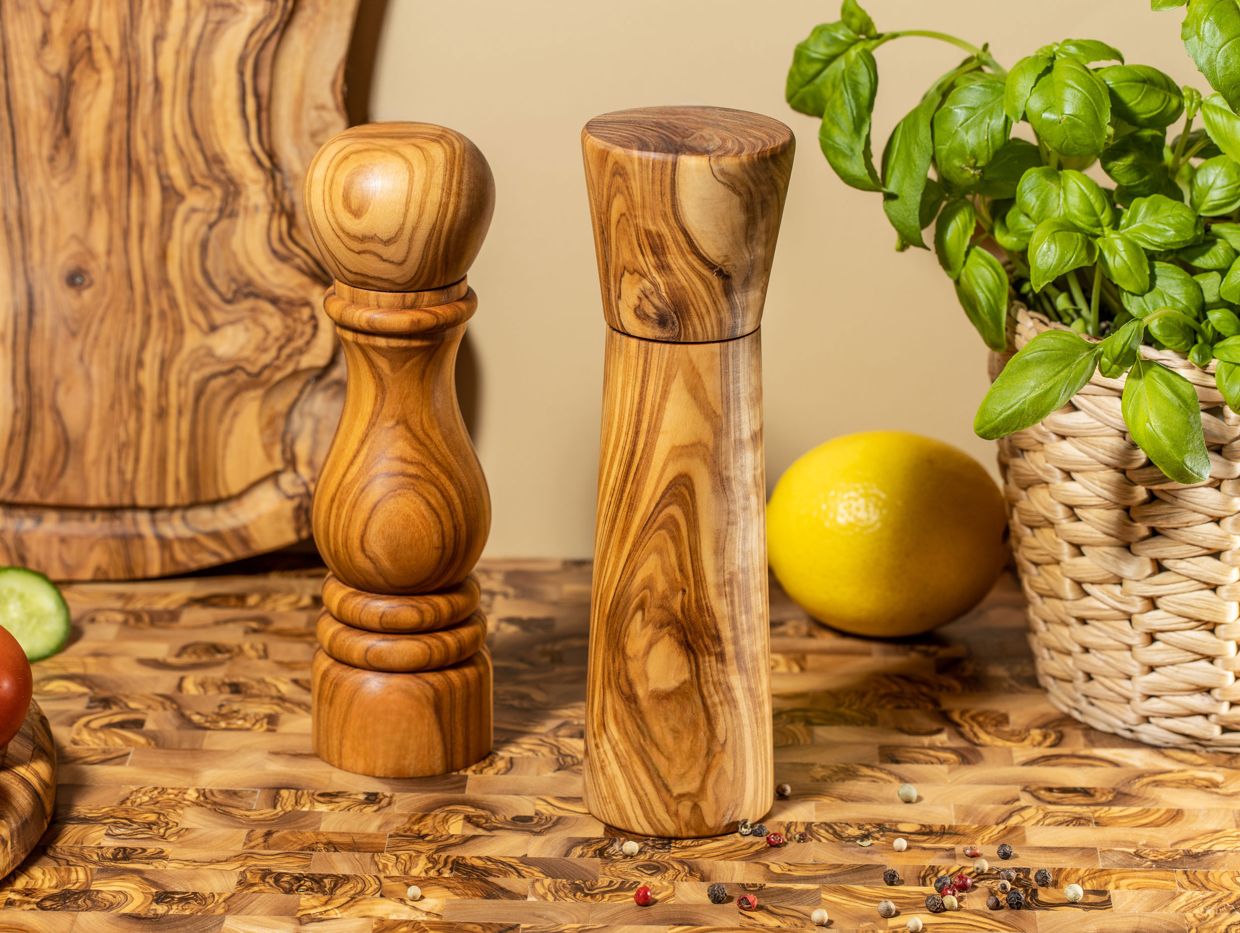 olive wood salt and pepper mill set